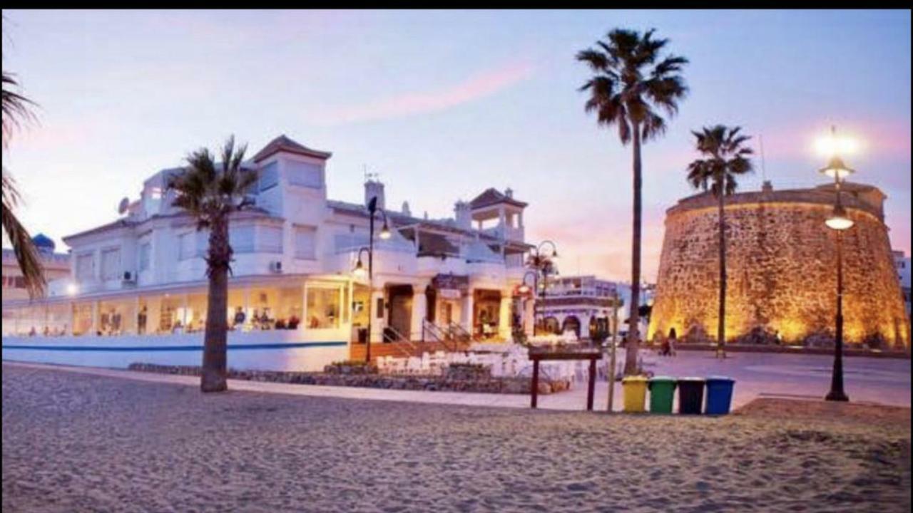Mi Capricho C16 Beachfront Apartment Sitio de Calahonda Dış mekan fotoğraf