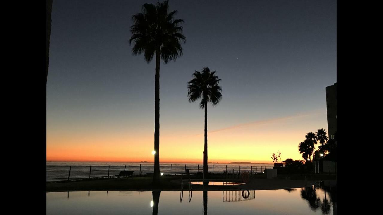 Mi Capricho C16 Beachfront Apartment Sitio de Calahonda Dış mekan fotoğraf