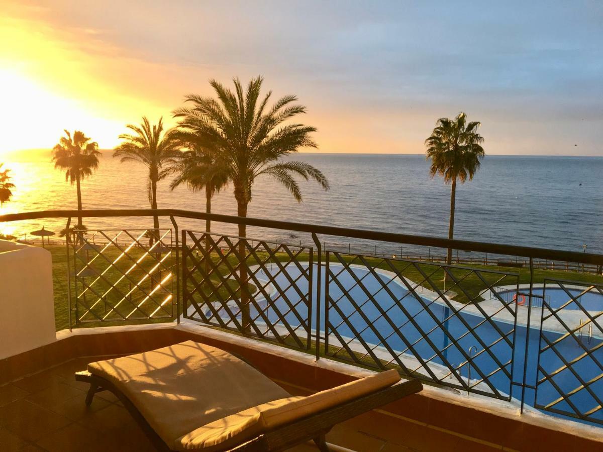Mi Capricho C16 Beachfront Apartment Sitio de Calahonda Dış mekan fotoğraf